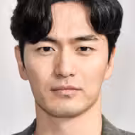 이진욱