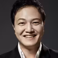 정웅인