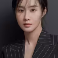 권유리