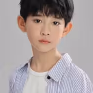 罗琢然