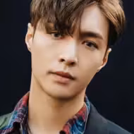 张艺兴