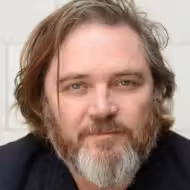 Alex Ferns
