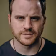Robert Kazinsky