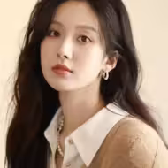 王子璇