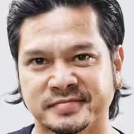 สมชาย เข็มกลัด