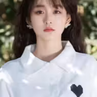 何泓姗