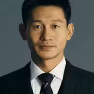 余皑磊